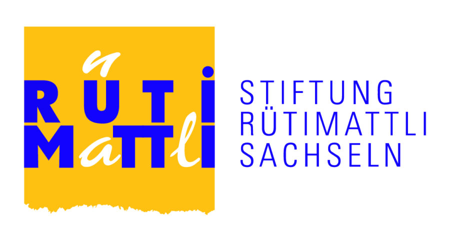 Logo der Stiftung Rütimattli Sachseln. Oranger Hintergrund und violette Schrift.