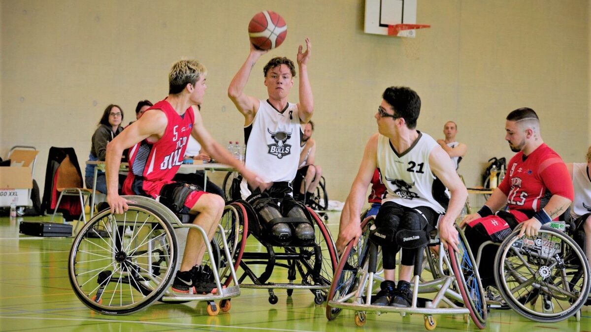 Wir bieten Basketball, Curling, Handbike, Power Chair Hockey, Rugby und Tischtennis zum Anfassen – Anfühlen- Ausprobieren.